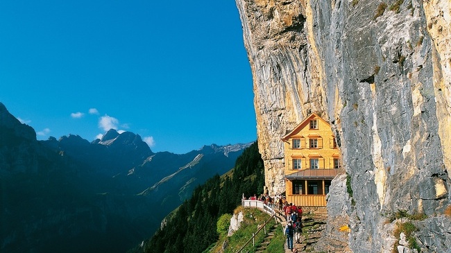 Berggasthaus Aescher-Wildkirchli: Cliffside Guesthouse in the Swiss Alps