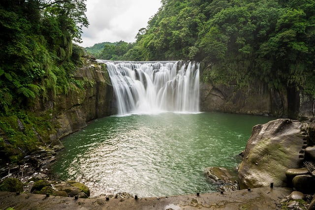 Day Trip From Taipei: Shifen Waterfall, Jiufen and Keelung